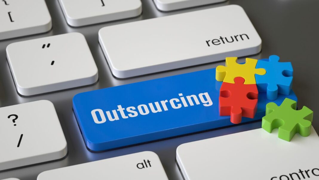 How to Choose the Right IT Outsourcing Partner How to Choose the Right IT Outsourcing Partner